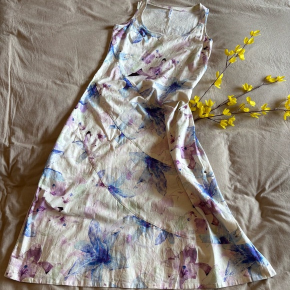Blue Sky Dresses & Skirts - Flattering Floral Maxi Dress – Lightweight, Flowing & Summer-Ready (Fits S)